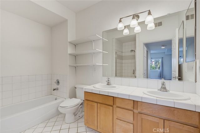 9610 Zelzah Avenue 203, Los Angeles, CA 91325