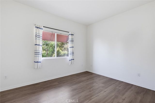 9610 Zelzah Avenue 203, Los Angeles, CA 91325