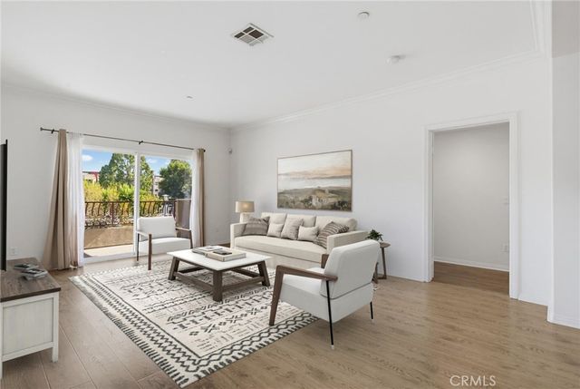 9610 Zelzah Avenue 203, Los Angeles, CA 91325