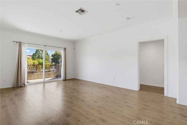 9610 Zelzah Avenue 203, Los Angeles, CA 91325