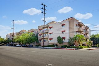 9610 Zelzah Avenue 203, Los Angeles, CA 91325