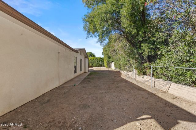 12006 N 64TH Street, Scottsdale, AZ 85254