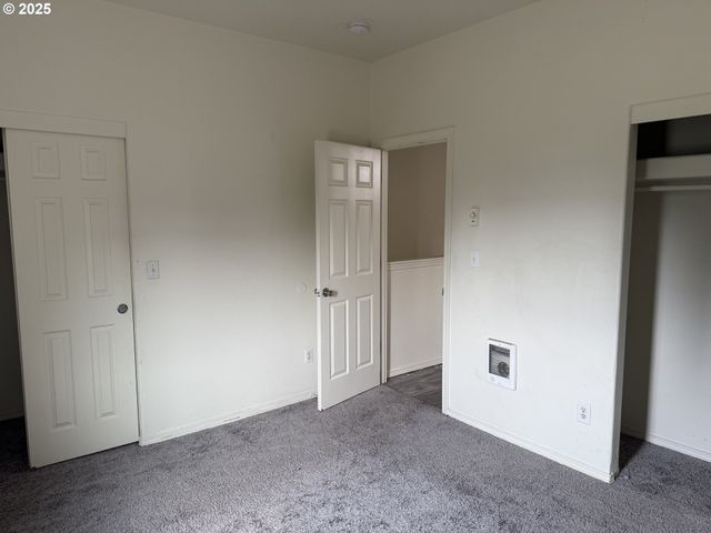 106 17TH Ave, Longview, WA 98632