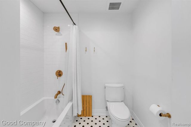 3813 Linwood Avenue, Royal Oak, MI 48073