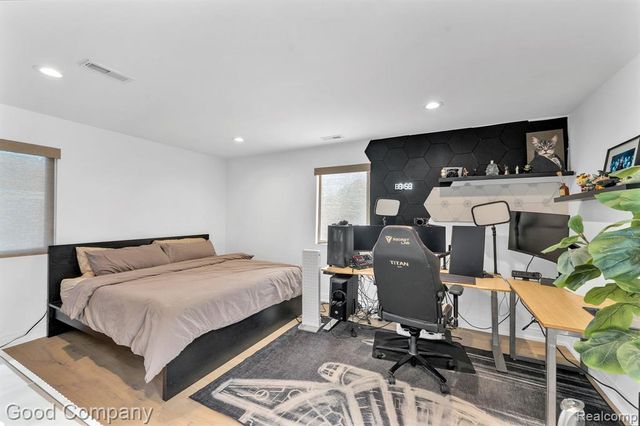 3813 Linwood Avenue, Royal Oak, MI 48073