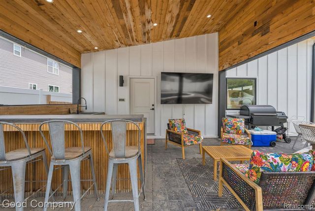 3813 Linwood Avenue, Royal Oak, MI 48073