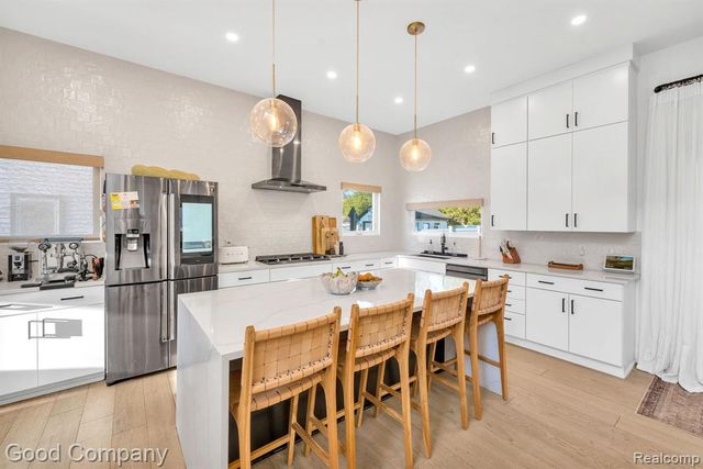 3813 Linwood Avenue, Royal Oak, MI 48073