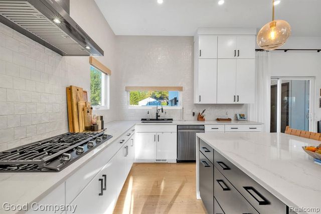 3813 Linwood Avenue, Royal Oak, MI 48073