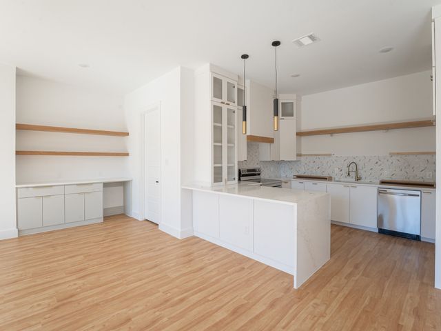 2706 Valentine Street, Dallas, TX 75215