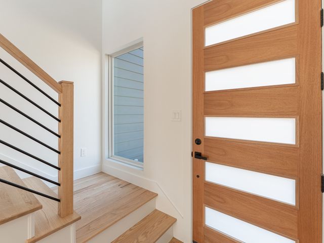 2706 Valentine Street, Dallas, TX 75215