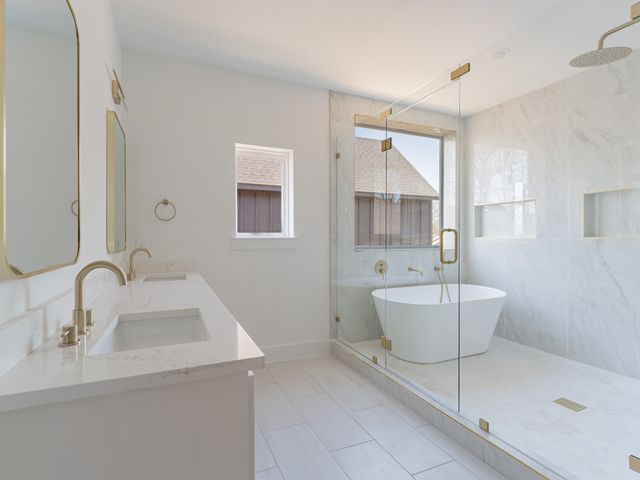 2706 Valentine Street, Dallas, TX 75215