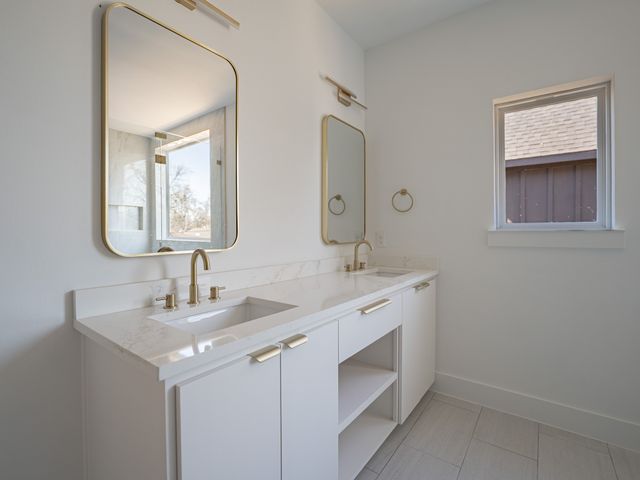 2706 Valentine Street, Dallas, TX 75215