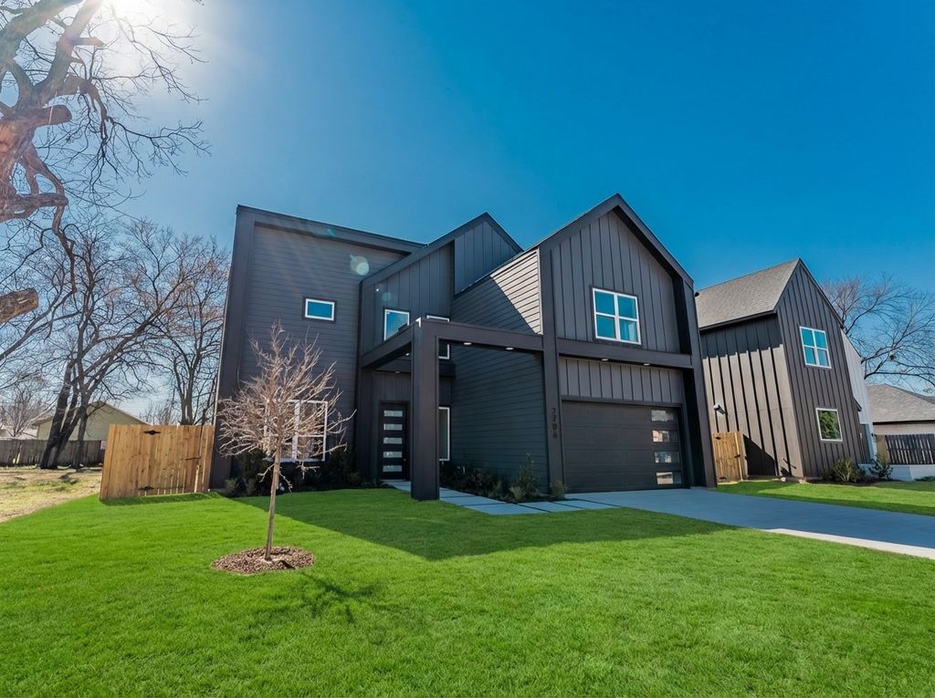 2706 Valentine Street, Dallas, TX 75215