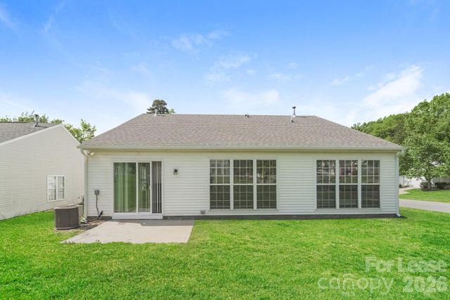 7352 Wingstone Lane, Charlotte, NC 28262