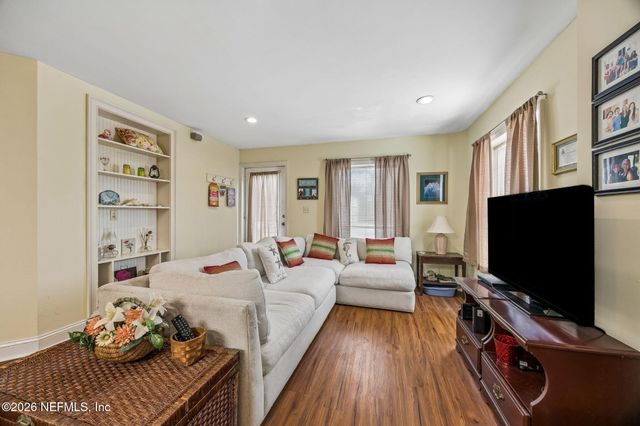 1725 LISA Avenue, Fernandina Beach, FL 32034