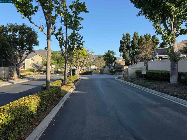 10558 Rancho Carmel Dr, San Diego, CA 92128