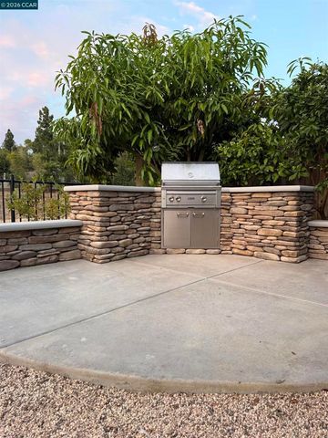 10558 Rancho Carmel Dr, San Diego, CA 92128