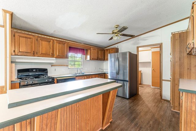 1225 SW Dallas Street, Gravette, AR 72736