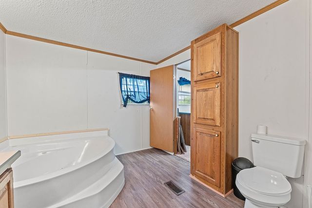 1225 SW Dallas Street, Gravette, AR 72736