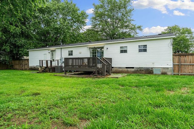 1225 SW Dallas Street, Gravette, AR 72736