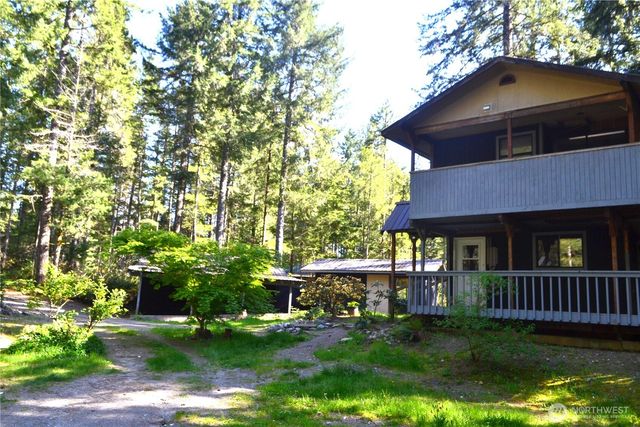 80 NE Collins Drive E, Tahuya, WA 98588