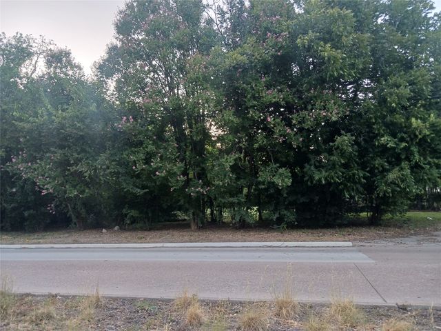 315 E Belt Line Road, Wilmer, TX 75172