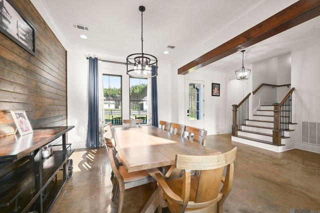 10118 La Hwy 421, St Francisville, LA 70775