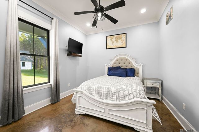 10118 La Hwy 421, St Francisville, LA 70775