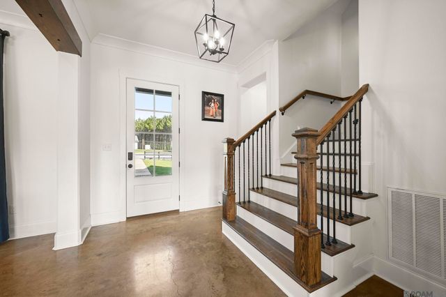 10118 La Hwy 421, St Francisville, LA 70775