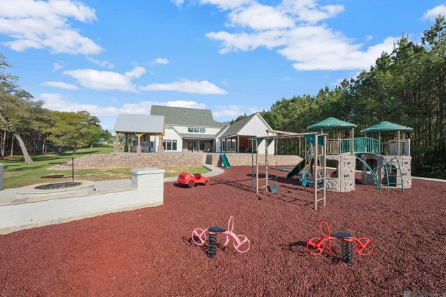 10118 La Hwy 421, St Francisville, LA 70775