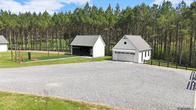 10118 La Hwy 421, St Francisville, LA 70775