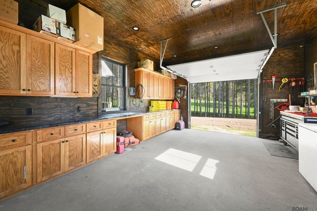 10118 La Hwy 421, St Francisville, LA 70775