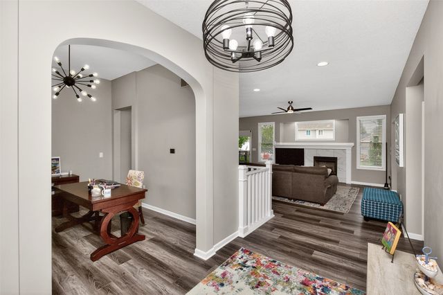 4209 127th Circle, Urbandale, IA 50323