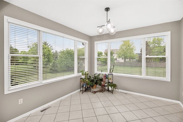 4209 127th Circle, Urbandale, IA 50323