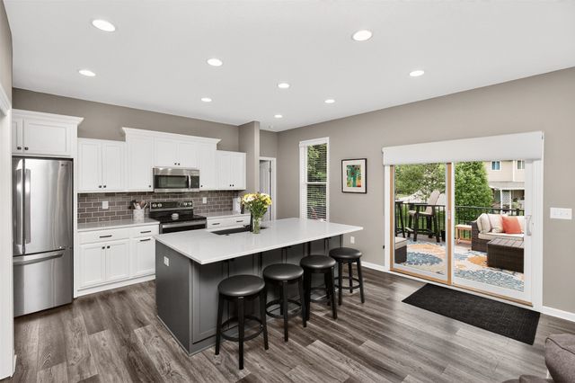 4209 127th Circle, Urbandale, IA 50323