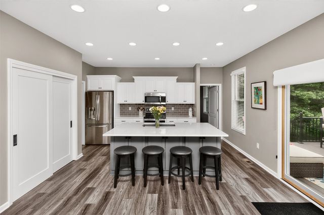 4209 127th Circle, Urbandale, IA 50323