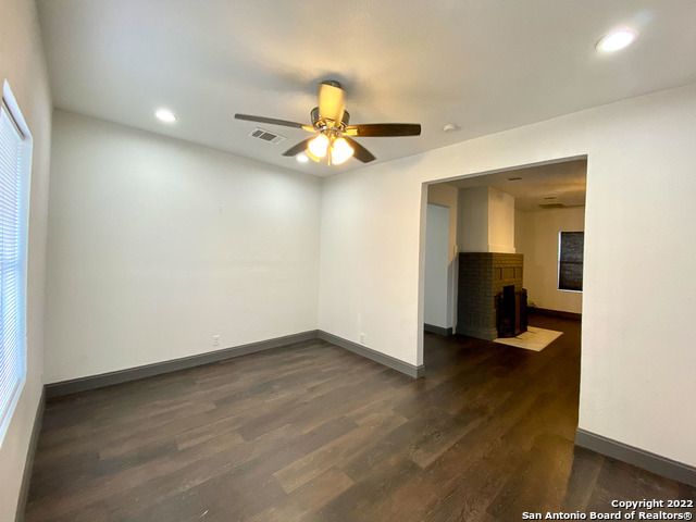 828 DAKOTA ST, San Antonio, TX 78203