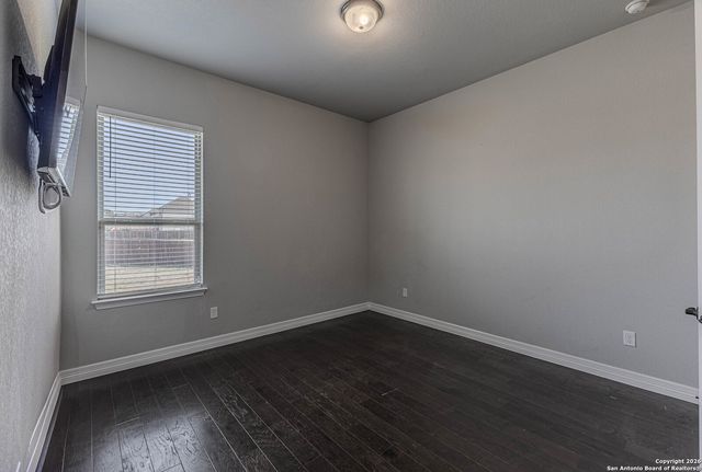 13015 Hunters Trace, St Hedwig, TX 78152