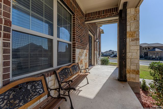 13015 Hunters Trace, St Hedwig, TX 78152