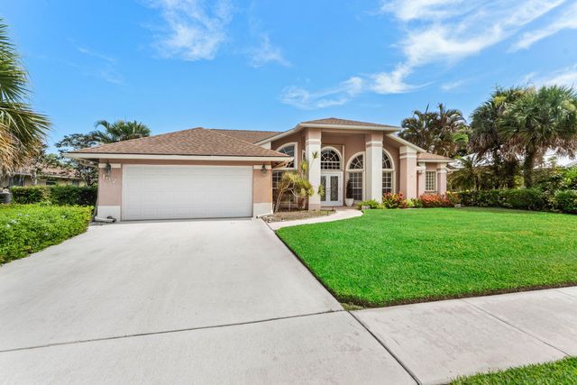 157 MONTEREY Way, Royal Palm Beach, FL 33411