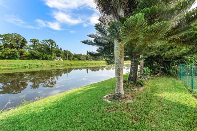 157 MONTEREY Way, Royal Palm Beach, FL 33411