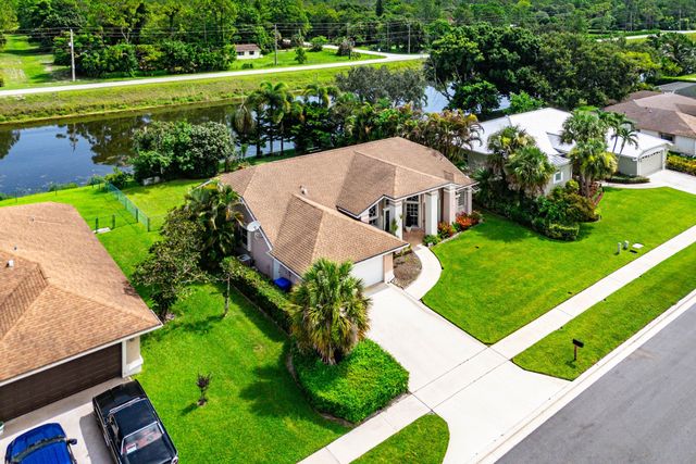 157 MONTEREY Way, Royal Palm Beach, FL 33411