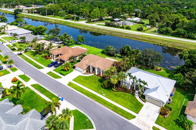 157 MONTEREY Way, Royal Palm Beach, FL 33411