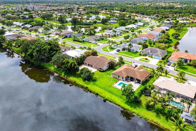 157 MONTEREY Way, Royal Palm Beach, FL 33411