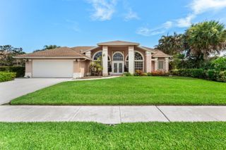 157 MONTEREY Way, Royal Palm Beach, FL 33411