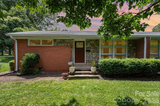 4232 Randolph Road, Charlotte, NC 28211