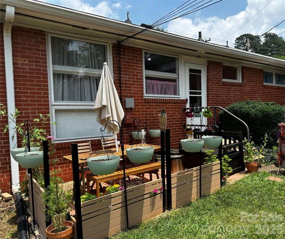 4232 Randolph Road, Charlotte, NC 28211