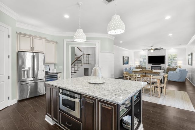 1007 Emerald Bay Drive, Destin, FL 32541