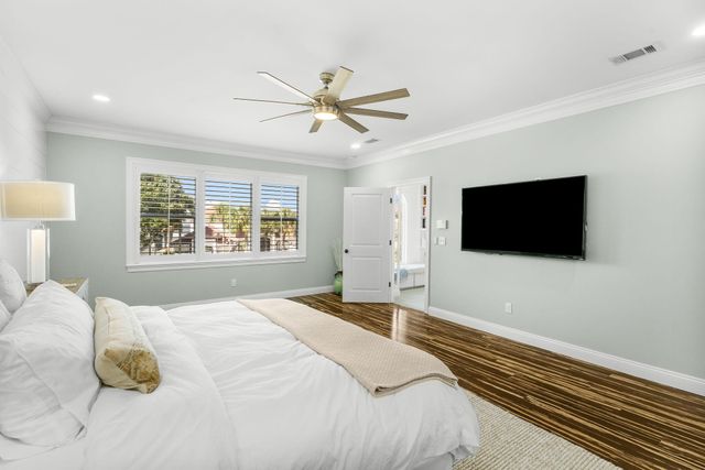 1007 Emerald Bay Drive, Destin, FL 32541