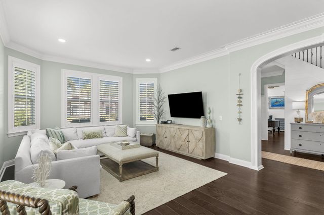 1007 Emerald Bay Drive, Destin, FL 32541
